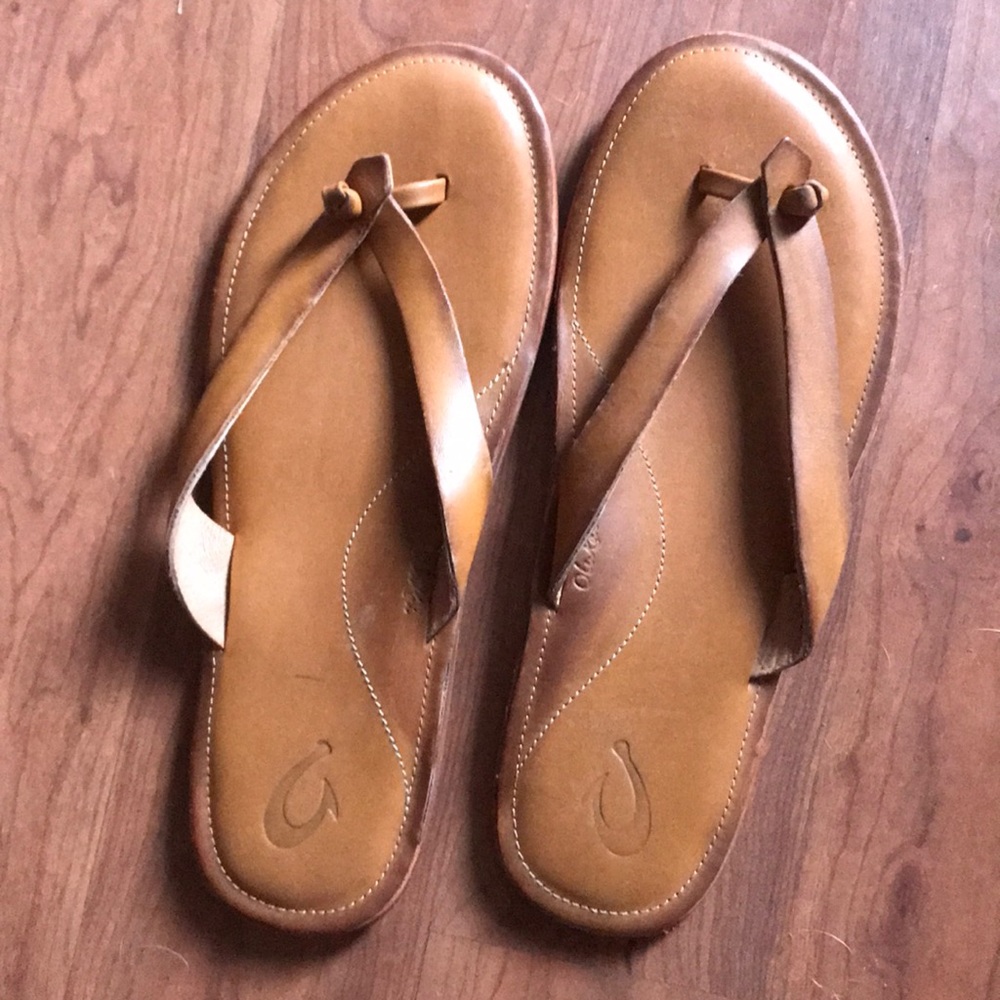 Olukai leather sandals size 7 like new